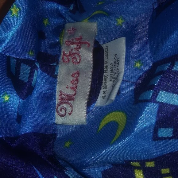 Vintage Miss Fifi Cityscape at Night Graphic Satin Robe - Picture 6 of 6